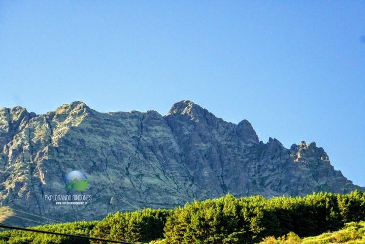 pico curavacas montaña palentina con niños senderismo naturaleza montaña escalada